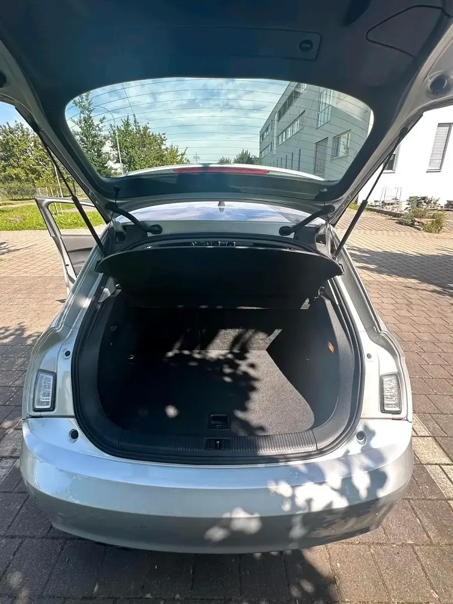 Gebraucht Audi A1 Attraction 122 PS (89 kW) 2012 Silber Kleinwagen