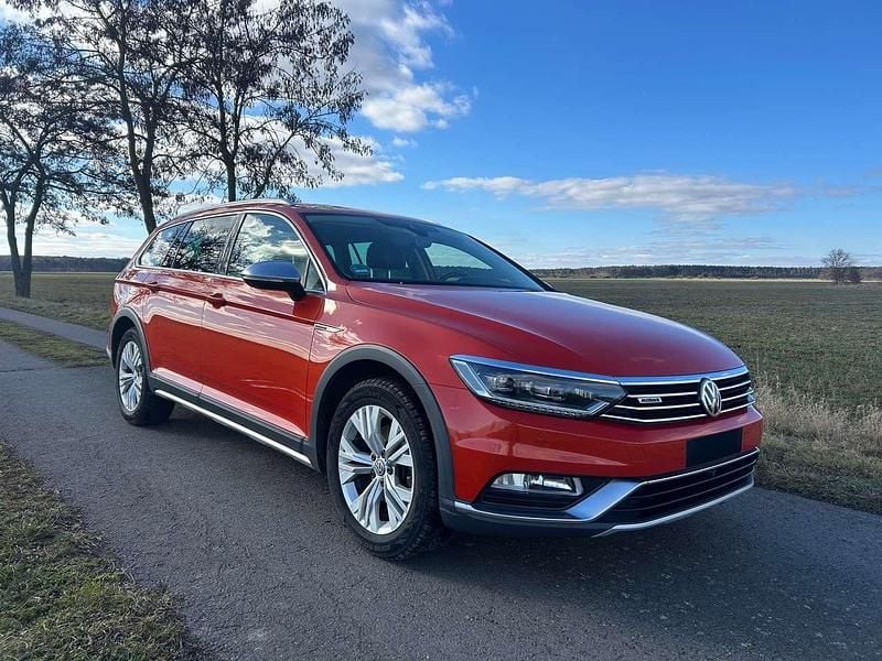 Gebraucht VW Passat Alltrack 220 PS (161 kW) 2016 Orange Kombi