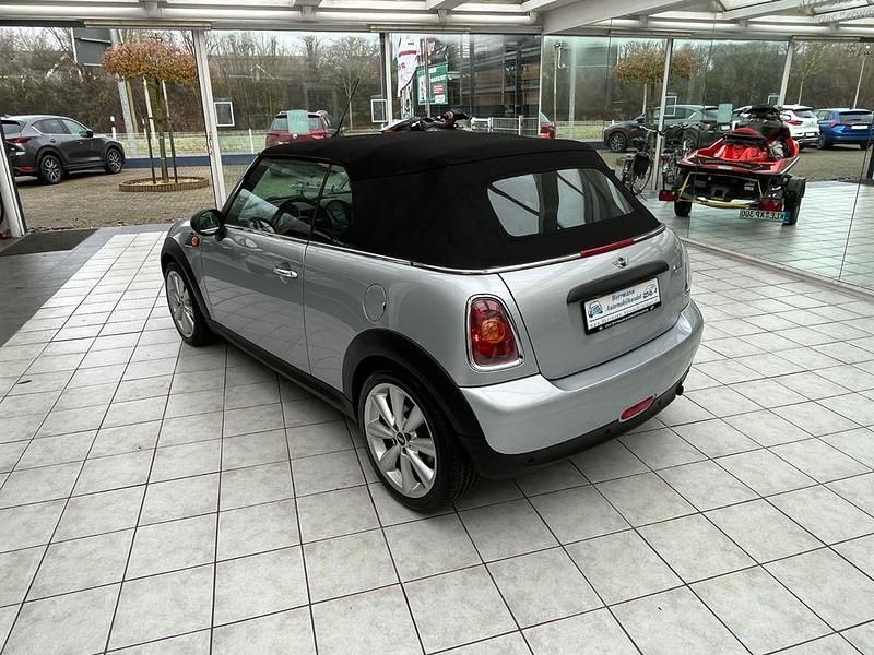 Second-hand Mini One Cabriolet 101 CP (74 kW) 2010 Argintiu Cabrio