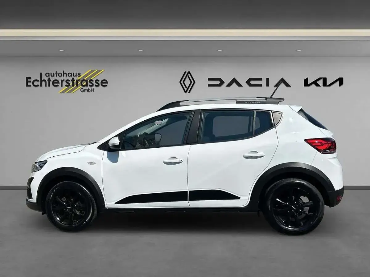Gebraucht Dacia Sandero Comfort 91 PS (66 kW) 2021 Arktisweiß Limousine