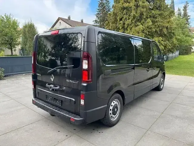 Brugt Renault Trafic Authentique 140 HK (102 kW) 2011 Sort MPV