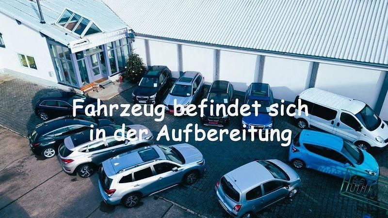 Weiß Gebraucht 2023 Subaru Forester Platinum SUV | 34.245 € (Fairer Preis) - Bild 1/2