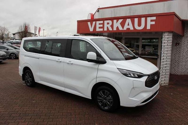 Frost weiß Gebraucht 2025 Ford Tourneo Titanium Van / Kleinbus | 57.990 € (Guter Preis) - Bild 1/4