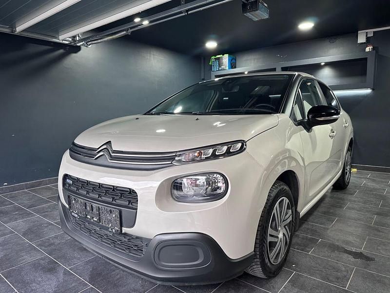 Grau Gebraucht 2019 Citroën C3 Feel Kleinwagen | 8.999 € (Fairer Preis) - Bild 1/4