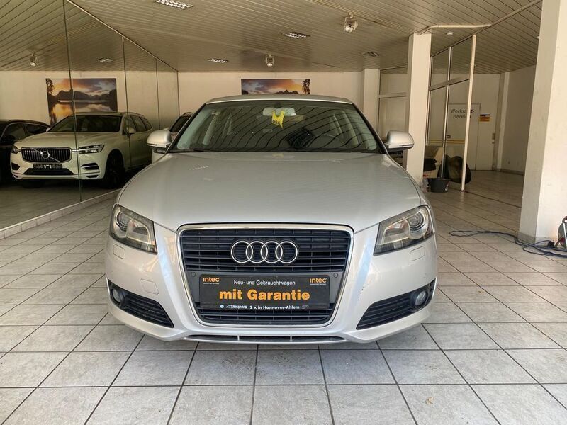 Gebraucht Audi A3 Ambiente 125 PS (91 kW) 2009 Silber Limousine