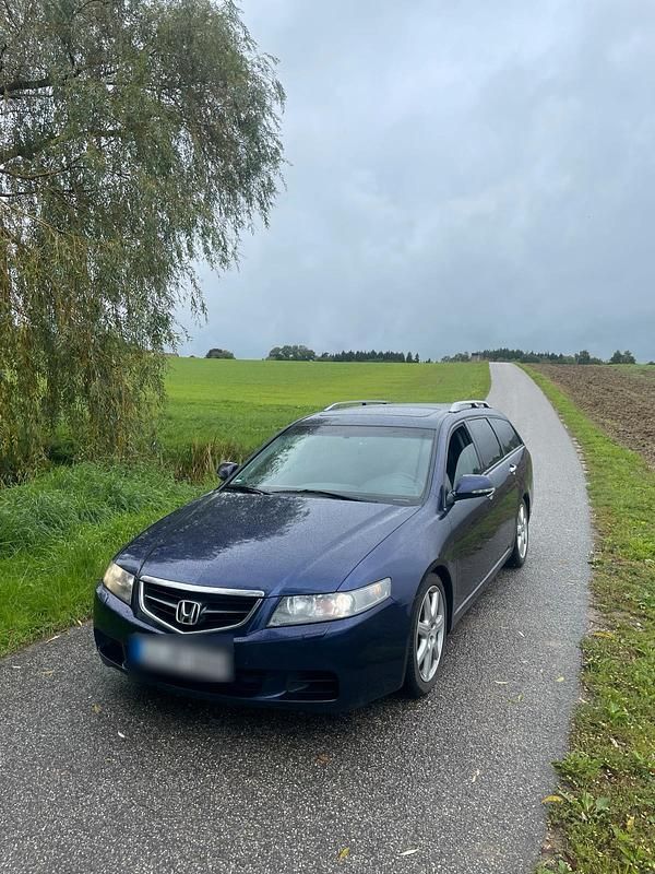 Blau Gebraucht 2004 Honda Accord Kombi | 3.900 € (Fairer Preis) - Bild 1/4