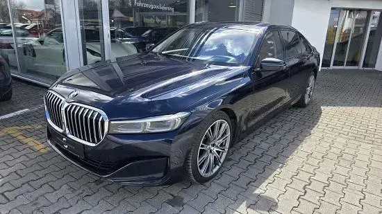 Gebraucht BMW 750L 530 PS (389 kW) 2019 Blau Limousine