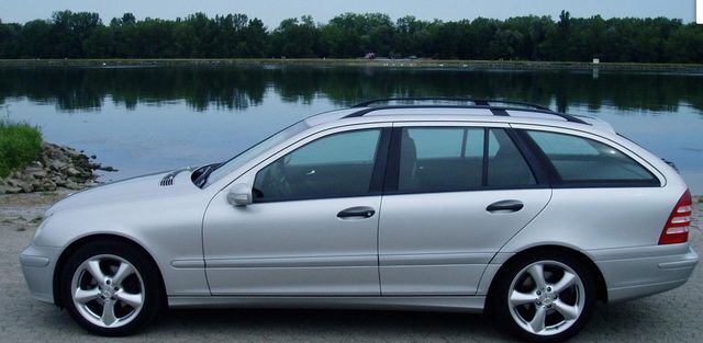 Gebraucht Mercedes 220 Classic 150 PS (110 kW) 2004 Silber Kombi