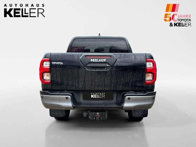 Gebraucht Toyota HiLux 204 PS (150 kW) 2025 Tiefschwarz Pickup