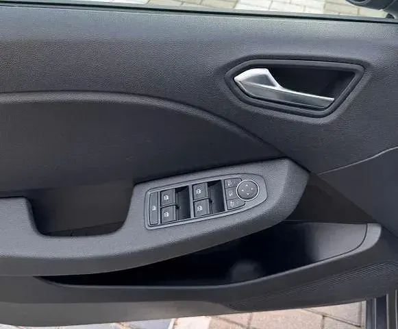 Gebraucht Renault Clio V Evolution 91 PS (66 kW) 2024 Grau Limousine