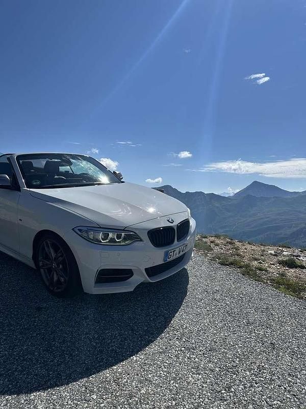 Weiß Gebraucht 2016 BMW M235 Sport Line Cabrio | 27.000 € (Fairer Preis) - Bild 1/4