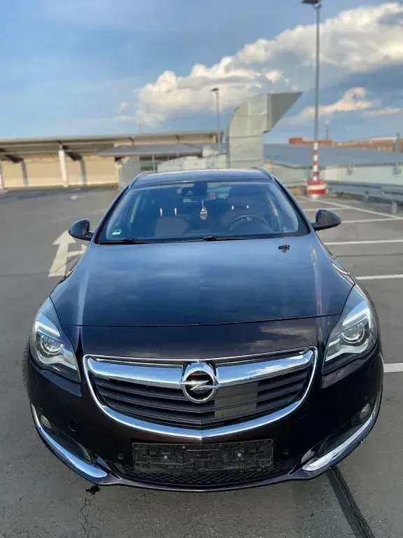 Gebraucht Opel Insignia Sport 140 PS (102 kW) 2014 Kombi