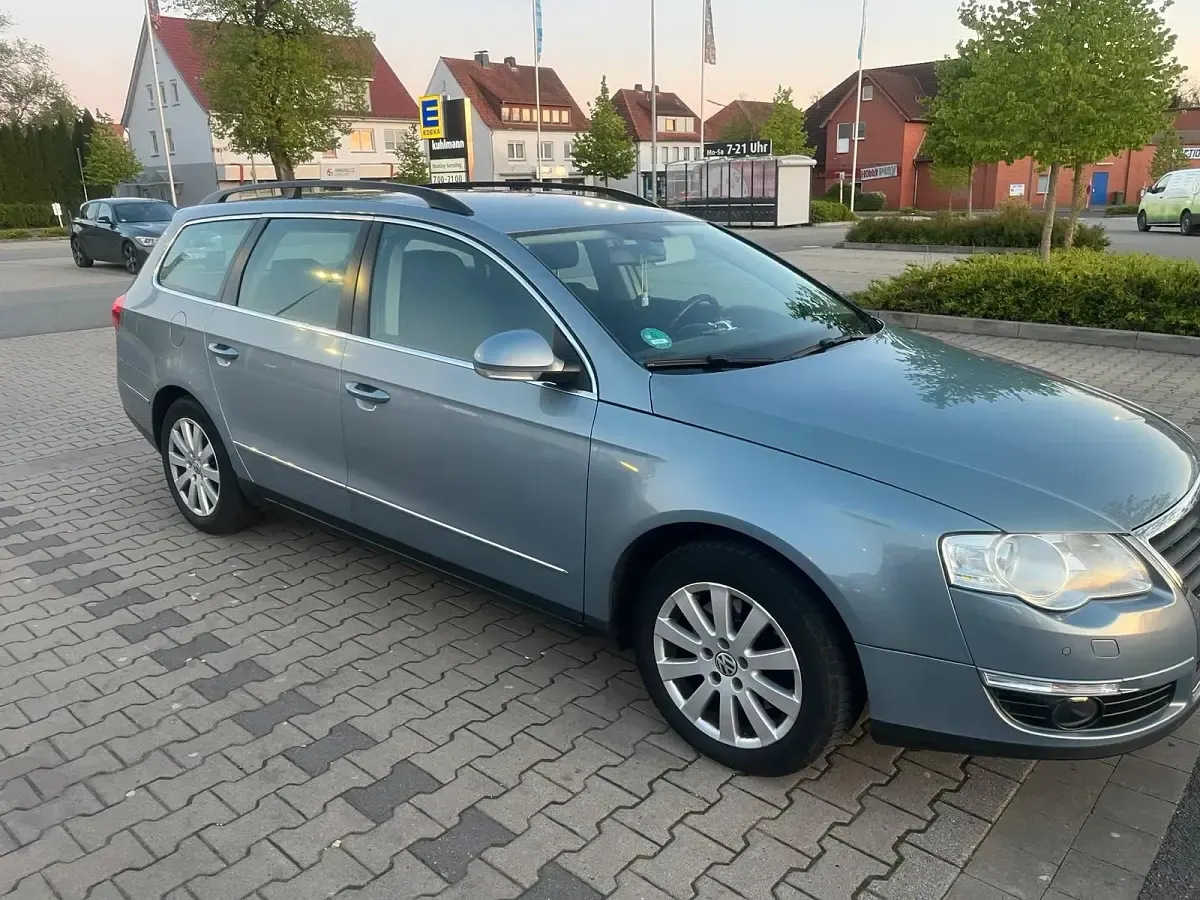 Gebraucht VW Passat 140 PS (102 kW) 2008 Silber Limousine