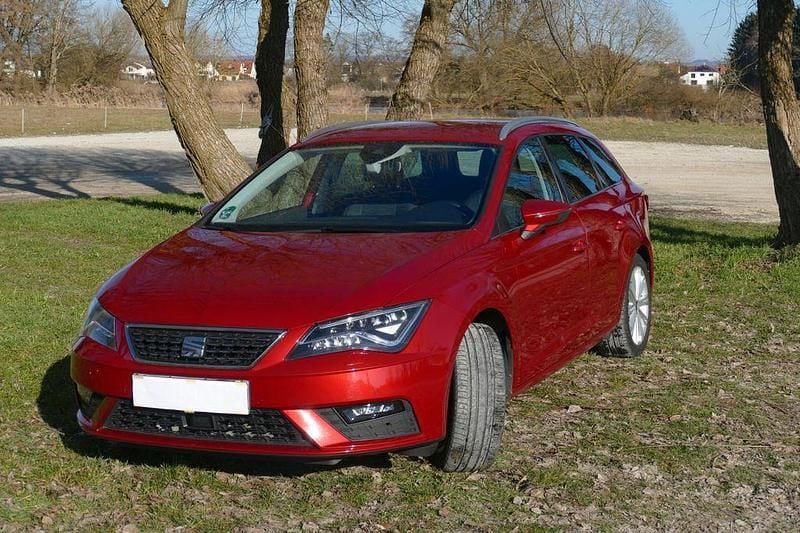 Gebraucht Seat Leon ST XCELLENCE 125 PS (91 kW) 2017 Rot Kombi