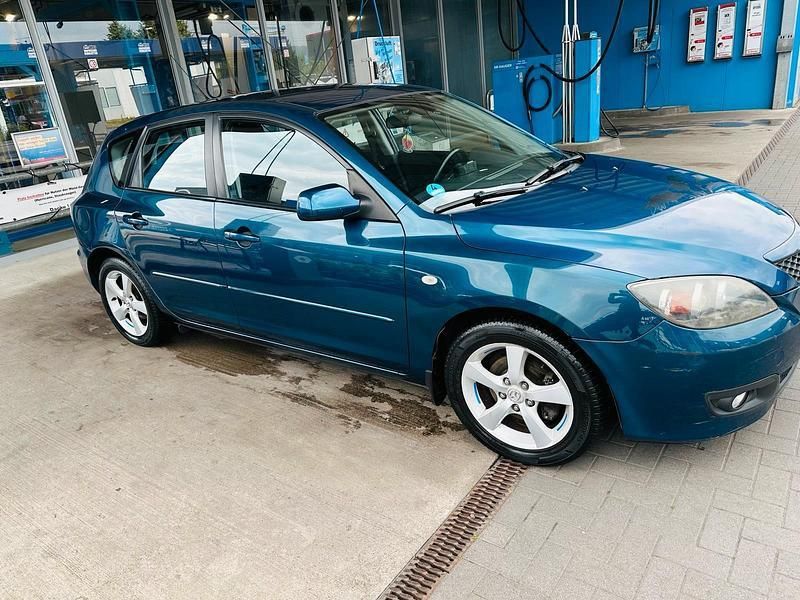 Blau Gebraucht 2007 Mazda 3 Kombi | 2.000 € (Guter Preis) - Bild 1/4