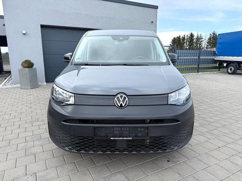 Gebraucht VW Caddy Maxi 122 PS (89 kW) 2022 Grau Van / Kleinbus