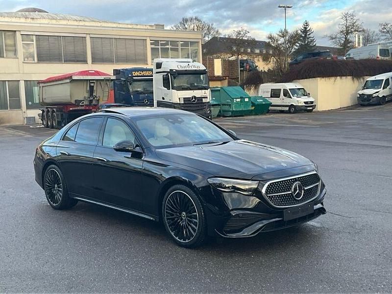 Gebraucht Mercedes E450 AMG 367 PS (269 kW) 2026 Schwarz Limousine