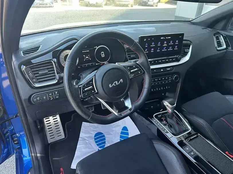 Używany Kia ProCeed GT 204 KM (150 kW) 2023 Niebieski Kombi
