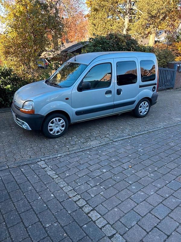 Silber Gebraucht 2002 Renault Kangoo Kombi | 4.500 € (Etwas zu teuer) - Bild 1/4