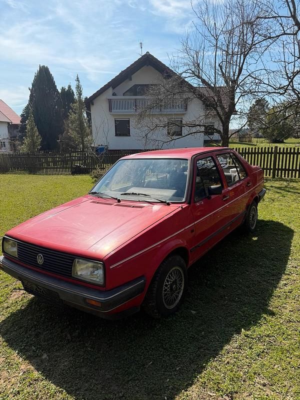 Gebraucht VW Jetta 72 PS (52 kW) 1999 Rot Limousine