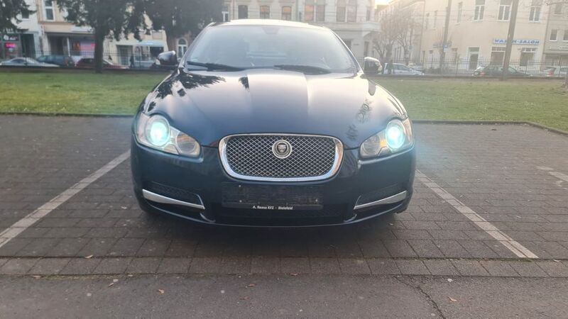 Schwarz Gebraucht 2008 Jaguar XF Premium Luxury Limousine | 5.450 € (Guter Preis) - Bild 1/4
