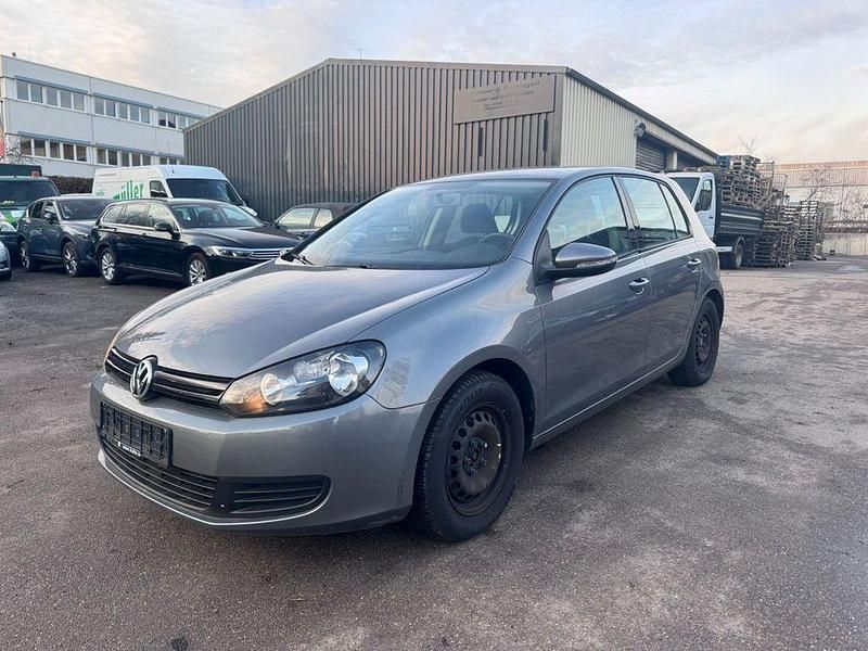 Grau Gebraucht 2009 VW Golf Trendline Limousine | 4.299 € (Superpreis) - Bild 1/4