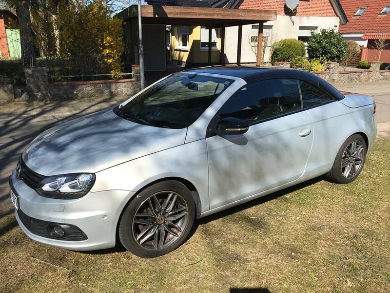 Gebraucht VW Eos 122 PS (89 kW) 2012 Silber Cabrio
