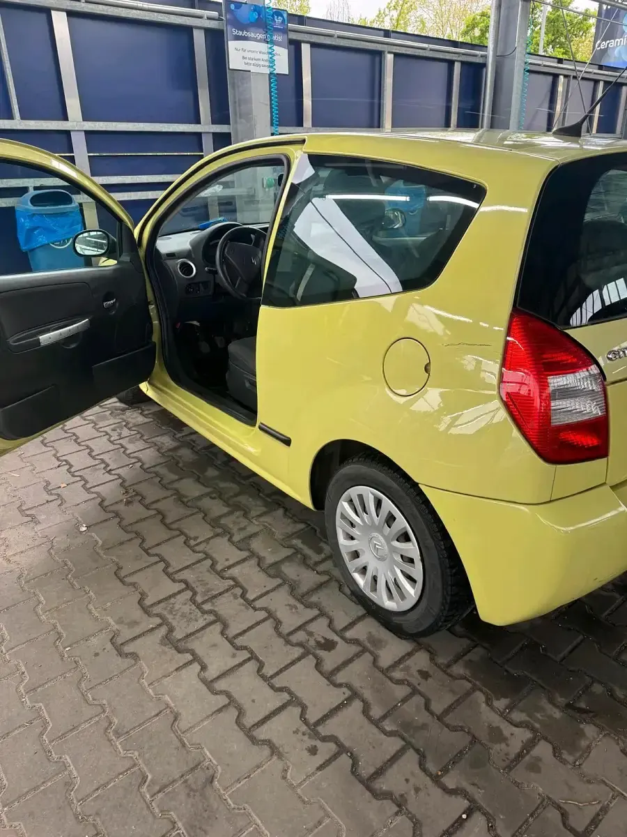 Brugt Citroën C2 60 HK (44 kW) 2007 Gul Hatchback