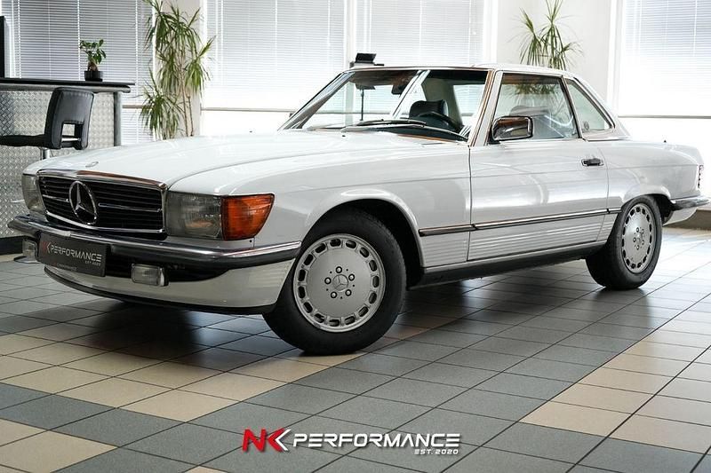 Weiß Gebraucht 1988 Mercedes 560 Cabrio | 44.990 € - Bild 1/4