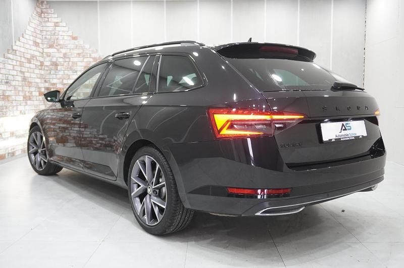 Gebraucht Skoda Superb SportLine 200 PS (147 kW) 2021 Schwarz Limousine