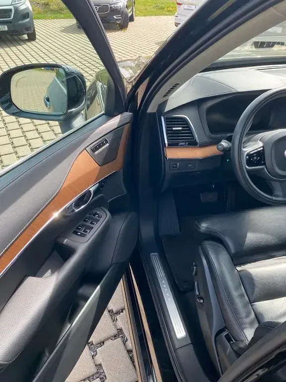 Gebraucht Volvo XC90 Inscription 235 PS (172 kW) 2020 Schwarz SUV