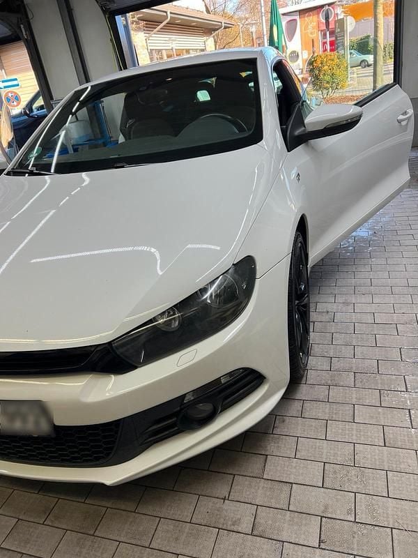 Gebraucht VW Scirocco 160 PS (117 kW) 2012 Weiß Coupé