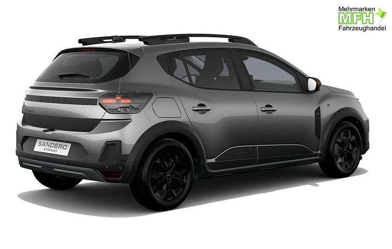 Neu Dacia Sandero Expression 122 PS (89 kW) 2026 Dolomiten grau Limousine