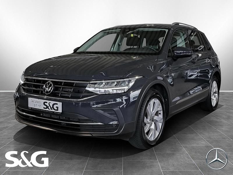 Gebraucht VW Tiguan Active 150 PS (110 kW) 2022 Uranograu SUV