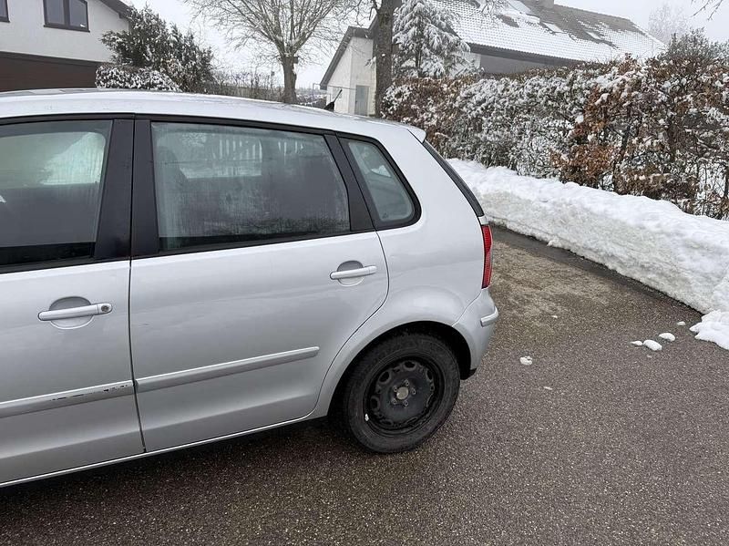 Gebraucht VW Polo Cricket 64 PS (47 kW) 2005 Silber Kleinwagen