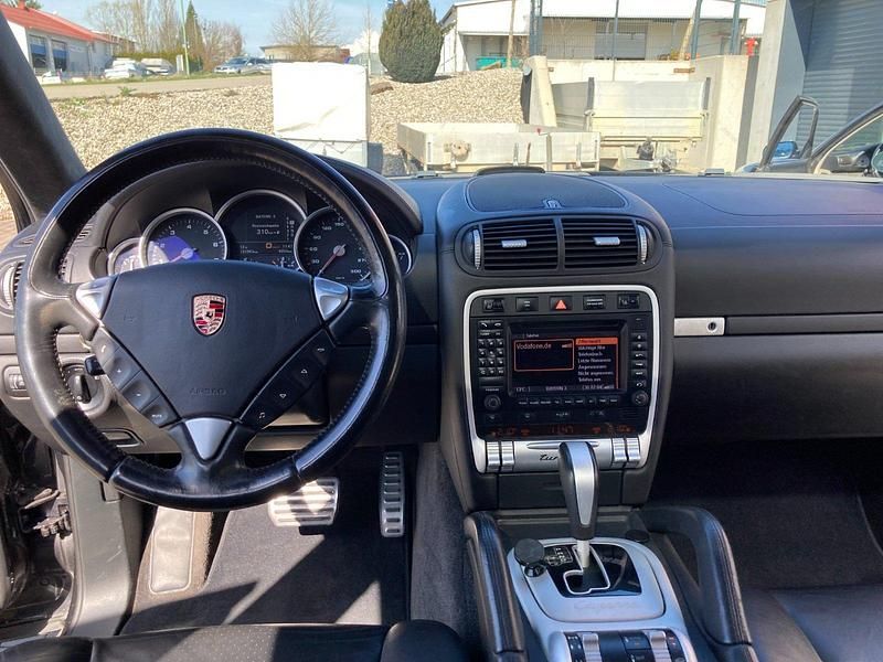 Gebraucht Porsche Cayenne Turbo S 521 PS (383 kW) 2006 Schwarz SUV