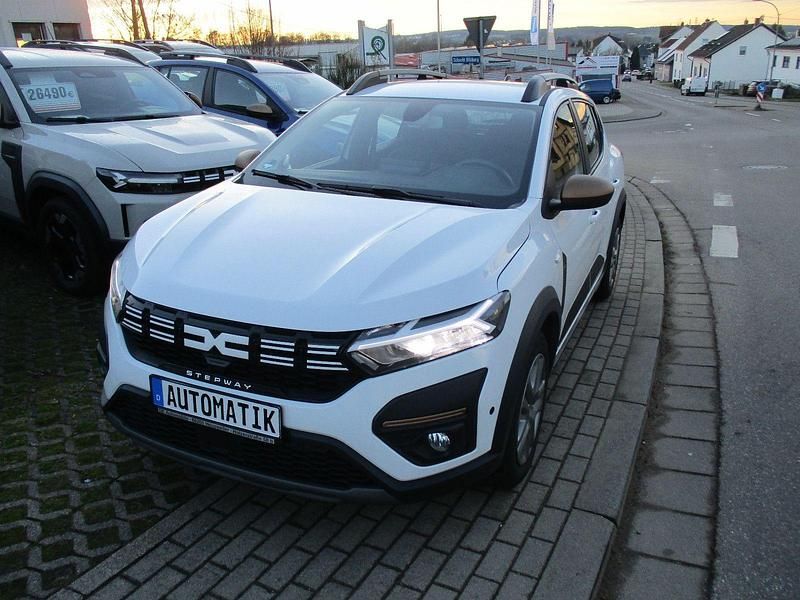 Gebraucht Dacia Sandero Extreme 91 PS (66 kW) 2023 Weiß Kleinwagen