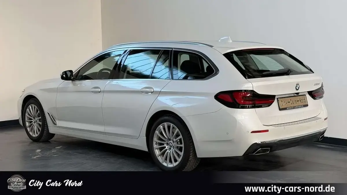 Gebraucht BMW 530 Luxury Line 286 PS (210 kW) 2021 Weiß Kombi