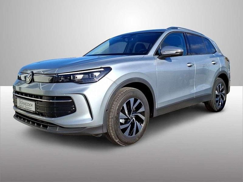 Neu VW Tiguan Life 150 PS (110 kW) 2025 Silber SUV