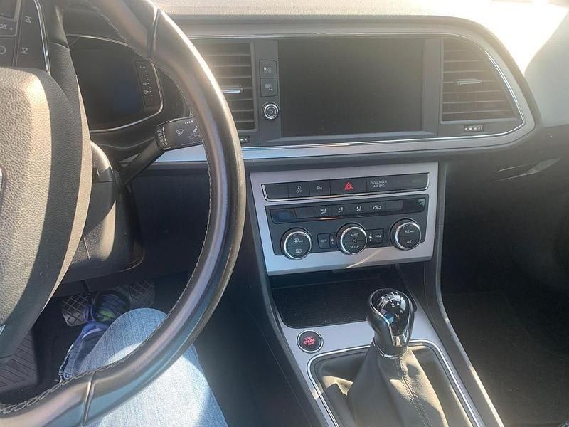 Gebraucht Seat Leon XCELLENCE 179 PS (131 kW) 2018 Grau Limousine