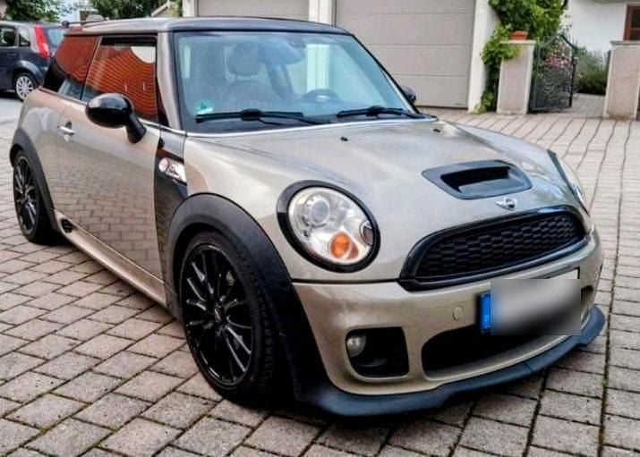 Beige Gebraucht 2007 Mini John Cooper Works Kleinwagen | 7.100 € (Fairer Preis) - Bild 1/4