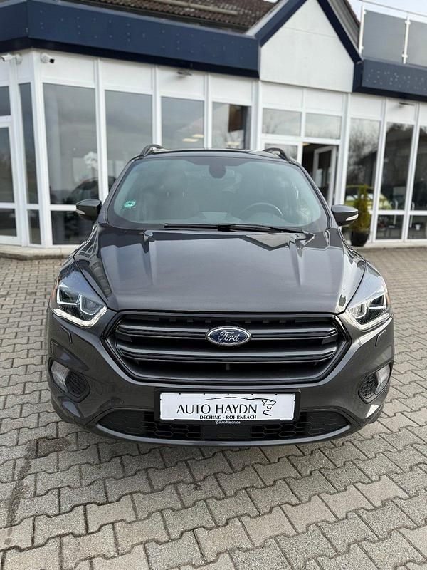 Gebraucht Ford Kuga ST-Line 150 PS (110 kW) 2017 Magneticgrau (metallic) SUV