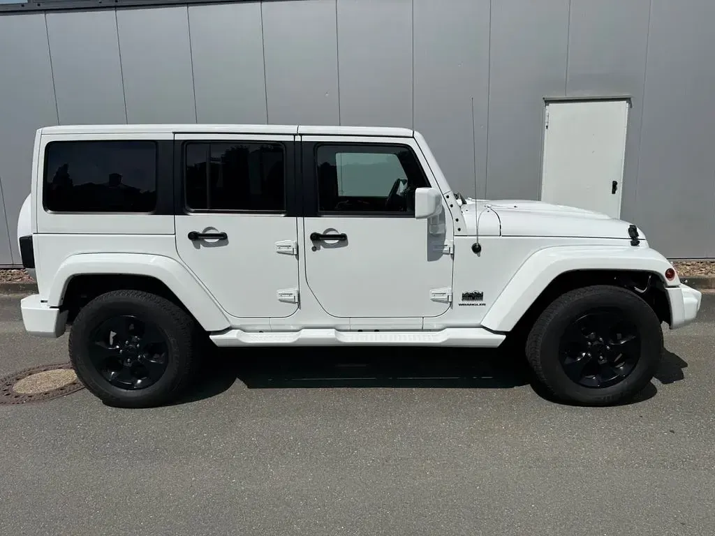 Gebraucht Jeep Wrangler Unlimited 200 PS (147 kW) 2014 Weiß SUV