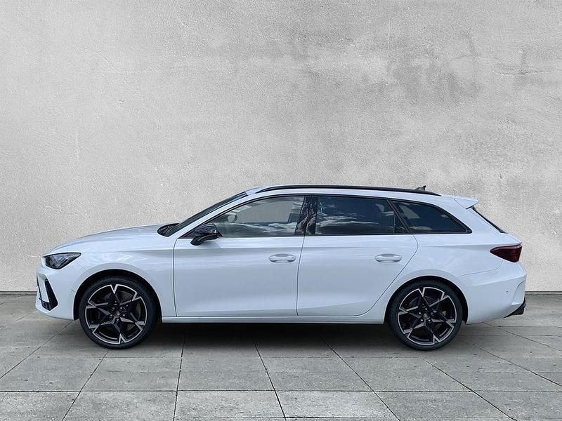 Neu Cupra Leon VZ 333 PS (244 kW) 2026 Weiß Limousine