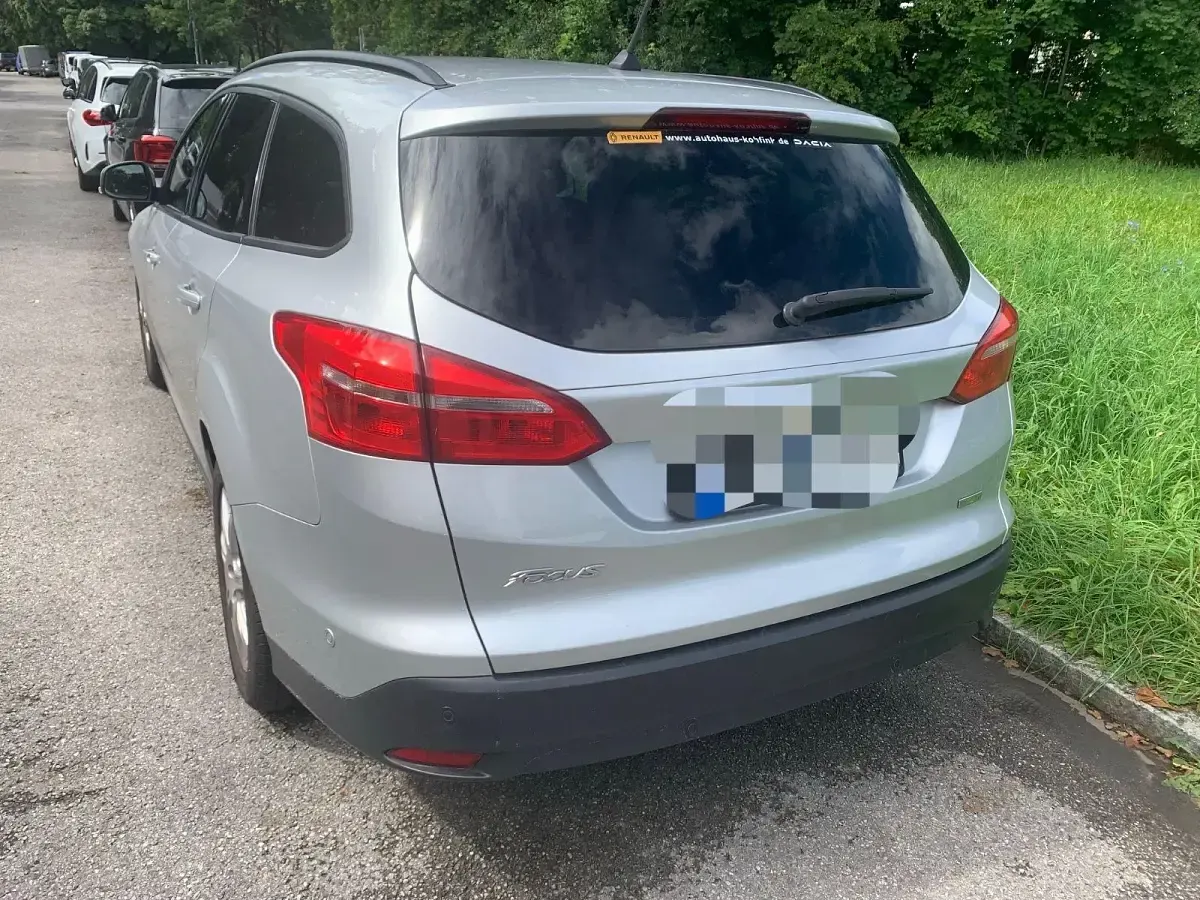 Gebraucht Ford Focus Business Edition 125 PS (91 kW) 2017 Silber Limousine