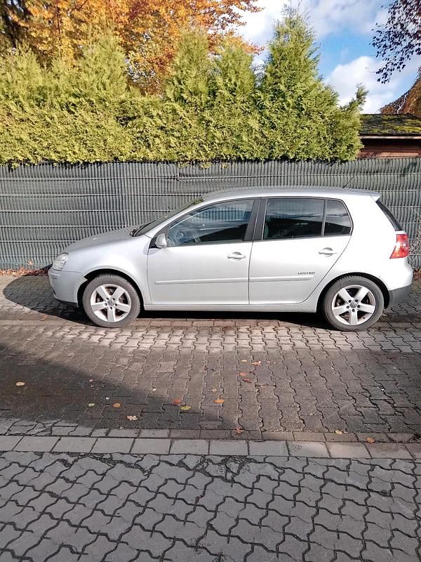 Silber Gebraucht 2008 VW Golf VI Limousine | 3.000 € - Bild 1/4