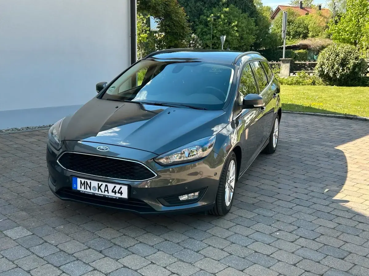 Gebraucht Ford Focus Cool & Connect 150 PS (110 kW) 2018 Grau Kombi