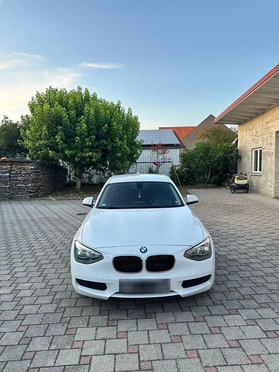 Gebraucht BMW 116 Comfort Edition 136 PS (100 kW) 2013 Weiß Kleinwagen