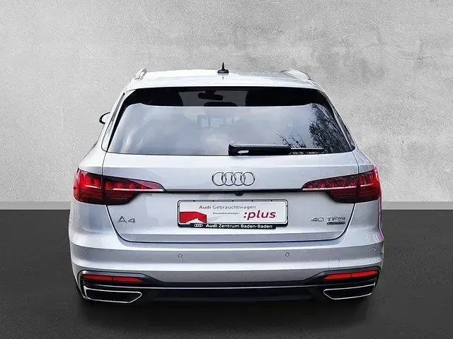 Gebraucht Audi A4 Advanced 204 PS (150 kW) 2022 Florettsilber Kombi