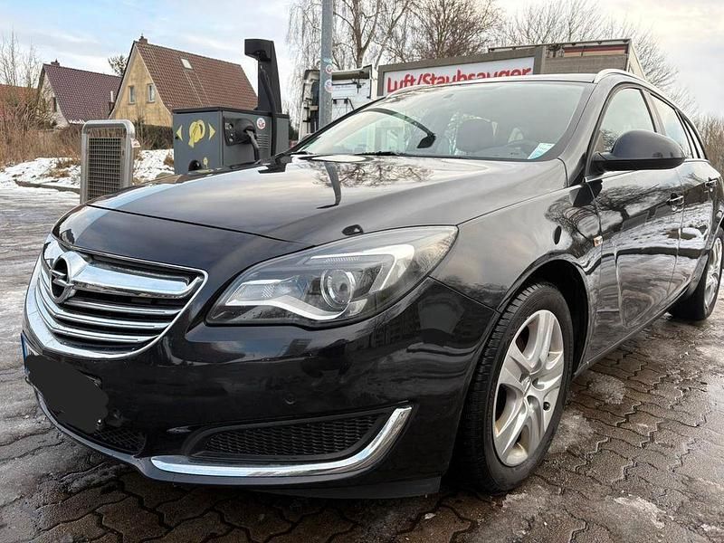 Gebraucht Opel Insignia 140 PS (102 kW) 2014 Schwarz Kombi